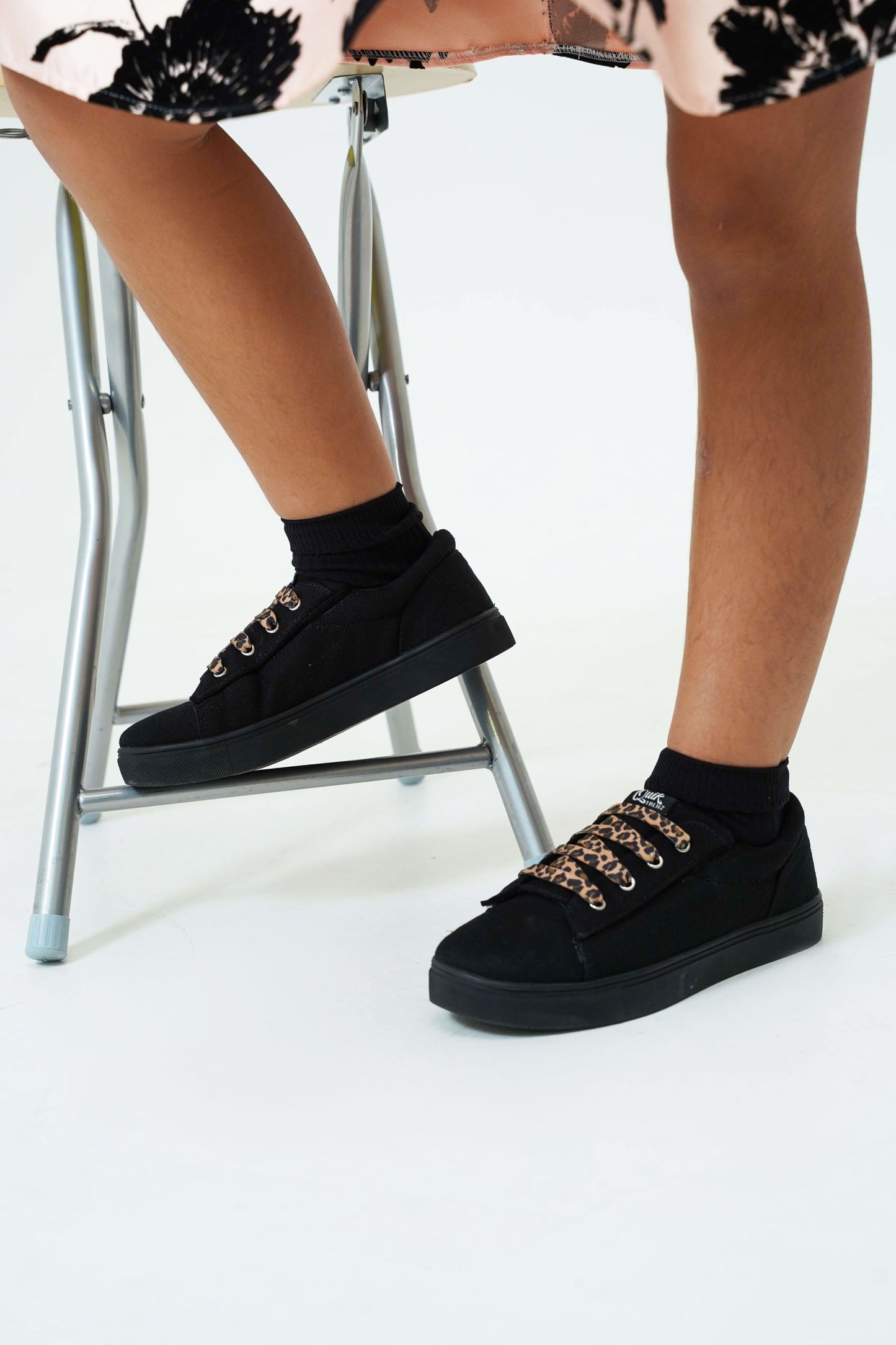 DTrenz Black Sneaker